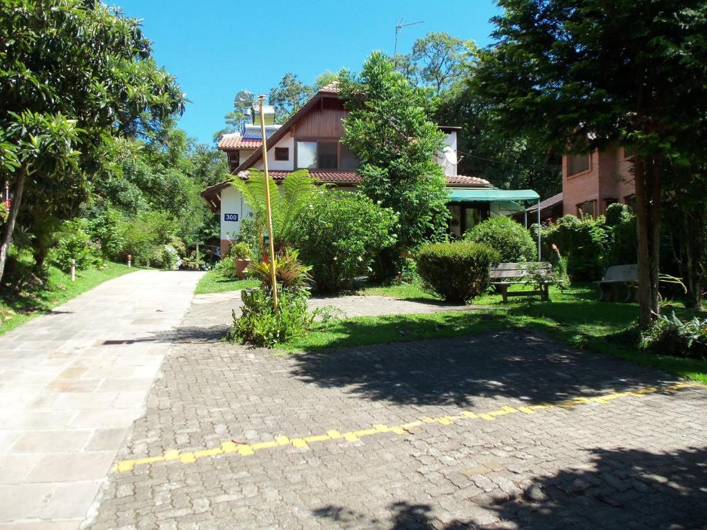 Ex Pousada Vale Do Bosque - Aluguel Por Temporada Hotel Gramado Exterior photo